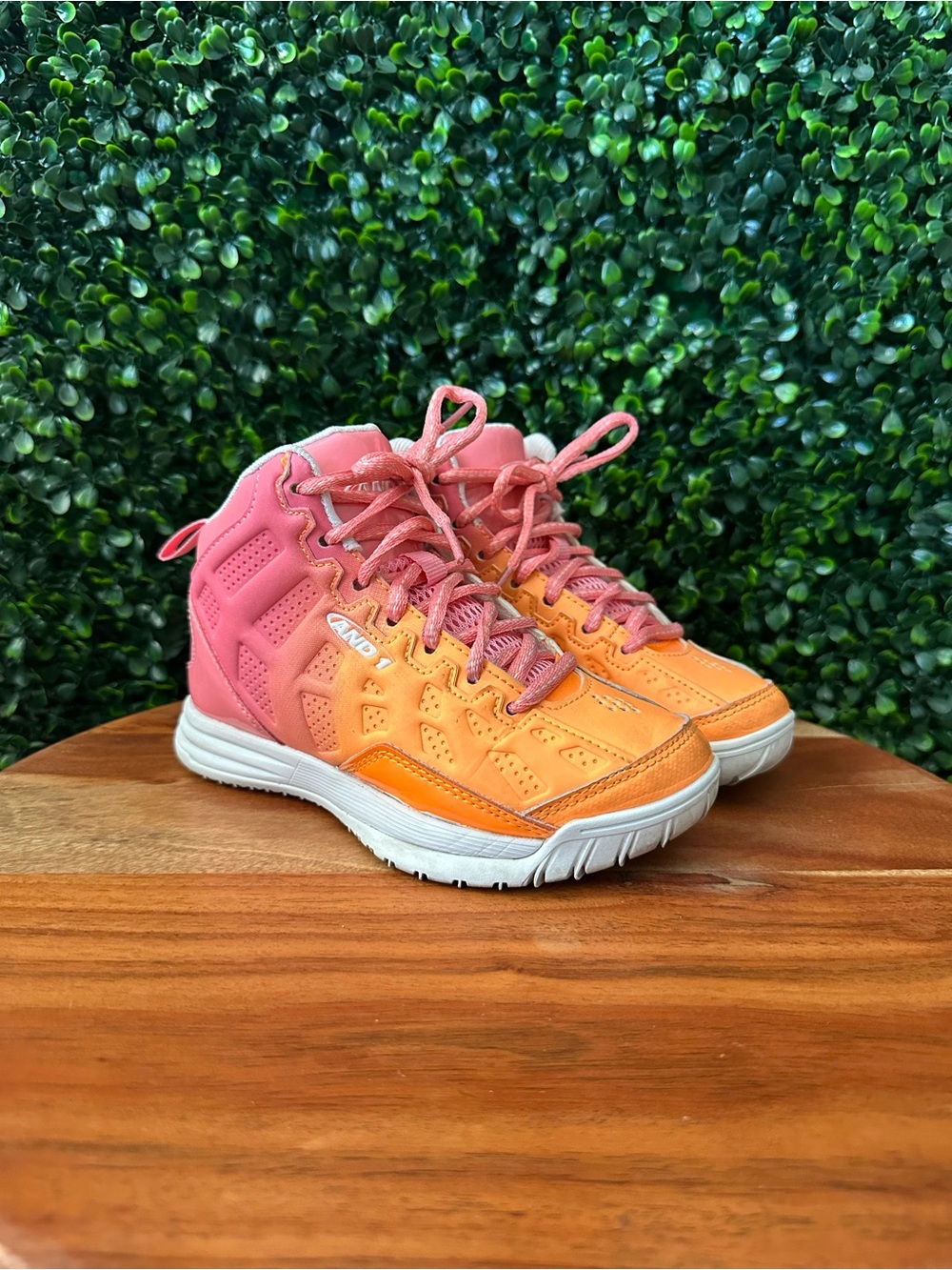 AND1 Showout Little Girls Basketball Shoes